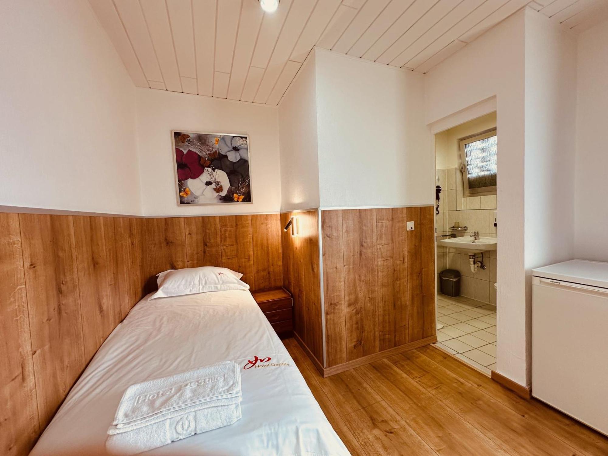 Hotel Destille Dormagen Pokój zdjęcie